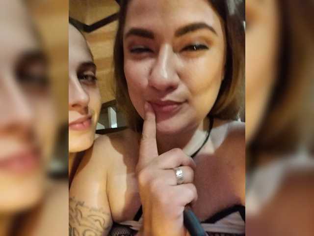 2Laski2 live cam on BongaCams