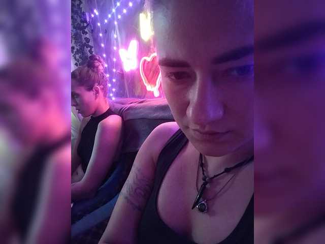 Sex chat gratuit in direct cu 2Laski2 pe BongaCams