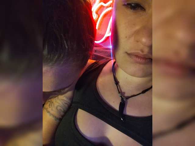 2Laski2 live cam on BongaCams