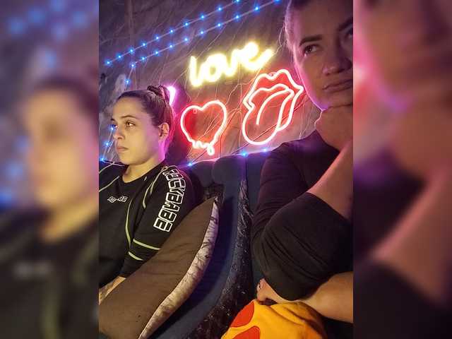 Sex chat gratuit in direct cu 2Laski2 pe BongaCams
