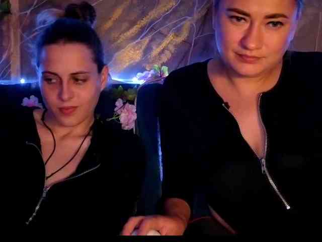 2Laski2 Sex Cam Show