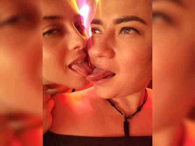 2Laski2 Live Webcam on BongaCams
