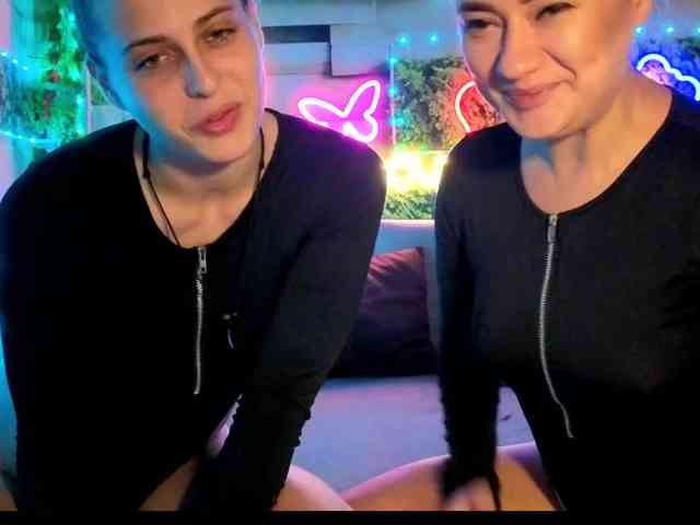 2Laski2 Sex Cam Show