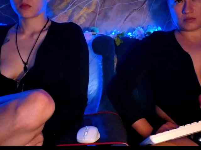 2Laski2 Sex Cam Show