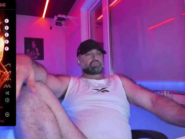magabear Sex Cam Show