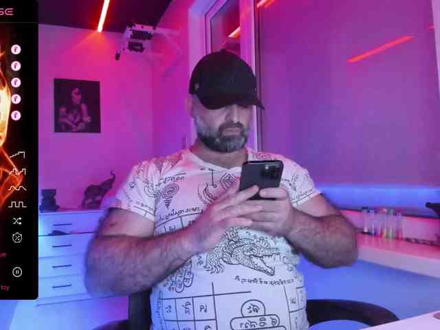 magabear Sex Cam Show