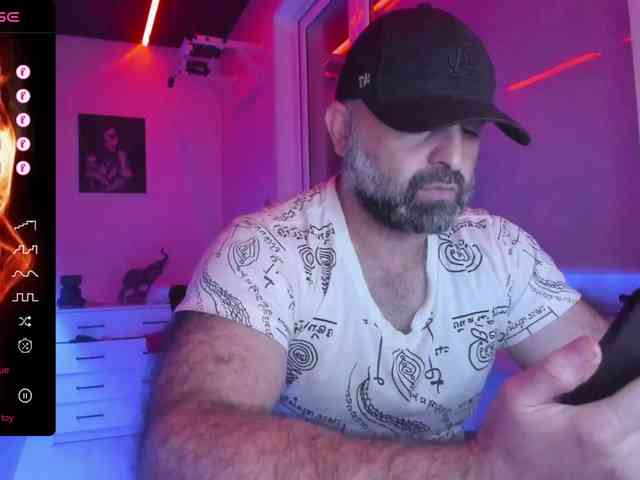magabear Sex Cam Show