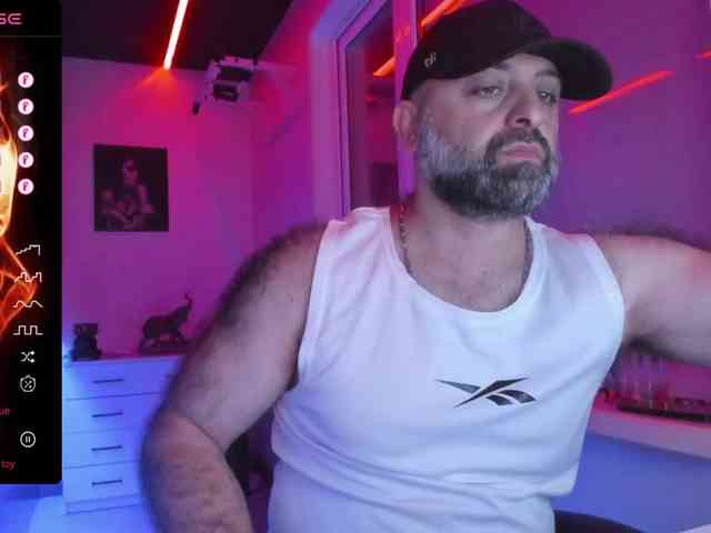 magabear Sex Cam Show