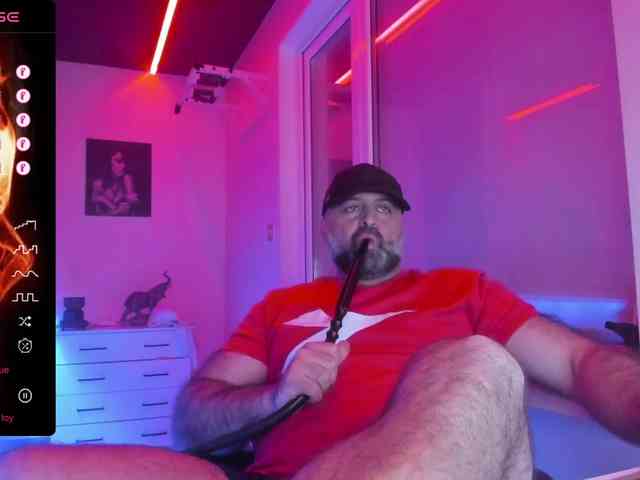 magabear Sex Cam Show