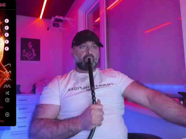 magabear Sex Cam Show