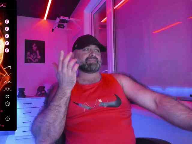 magabear Sex Cam Show