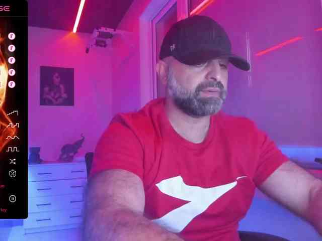 magabear Sex Cam Show