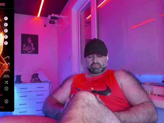 magabear Sex Cam Show