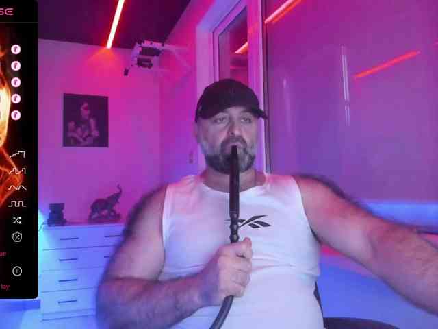 magabear Sex Cam Show