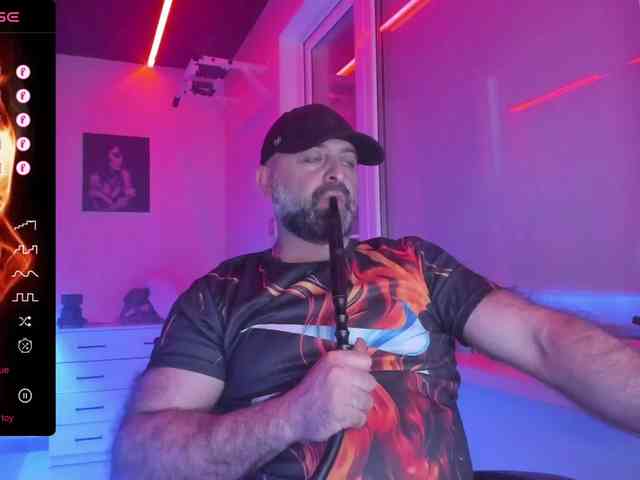 magabear Sex Cam Show
