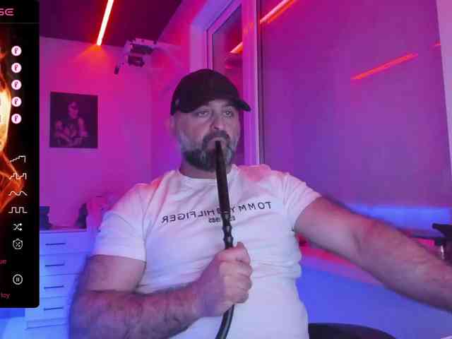 magabear Sex Cam Show