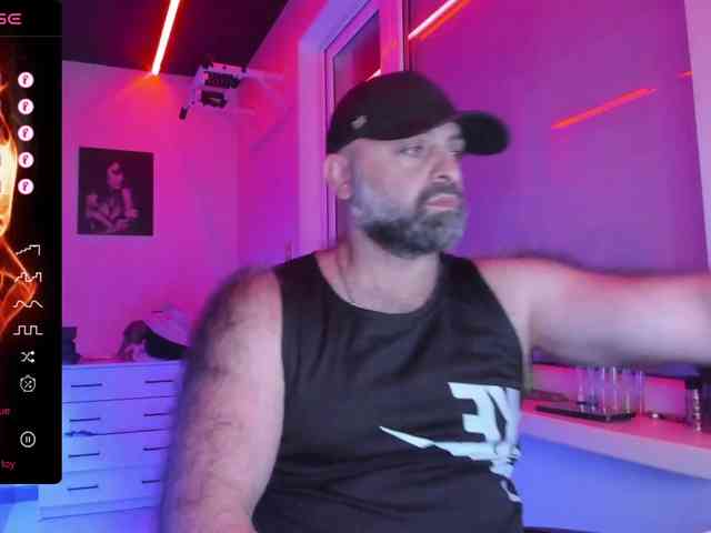 magabear Sex Cam Show