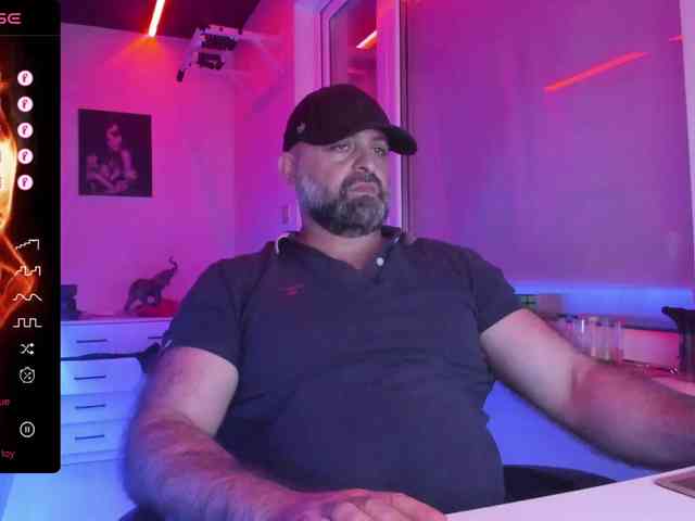magabear Live Webcam on BongaCams