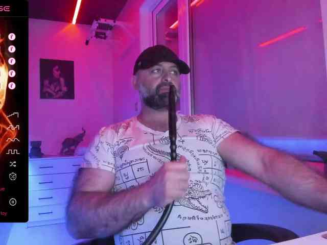 magabear Sex Cam Show
