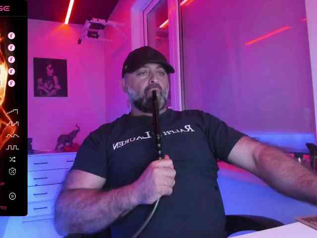 magabear Live Webcam on BongaCams
