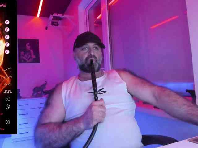 magabear Sex Cam Show