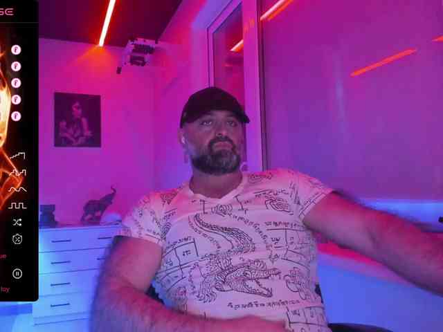 magabear Sex Cam Show