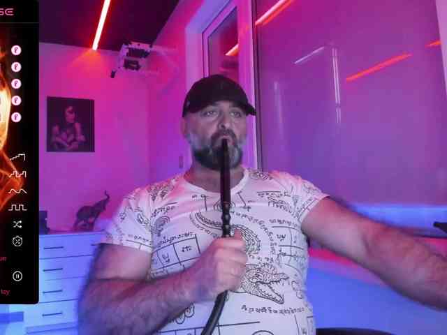magabear Sex Cam Show