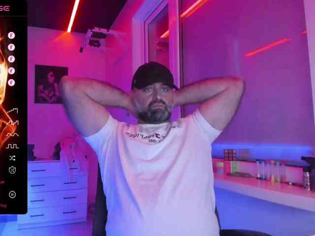 magabear Sex Cam Show