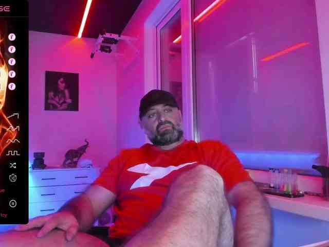 magabear Sex Cam Show