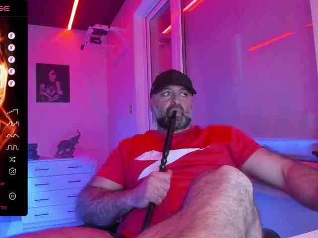 magabear Sex Cam Show