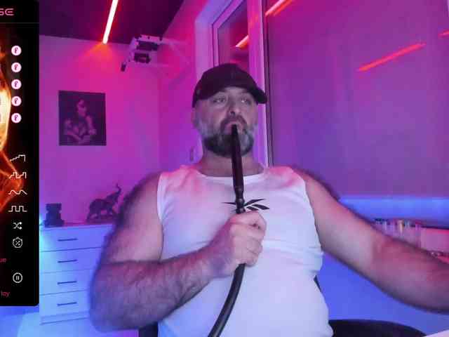 magabear Sex Cam Show