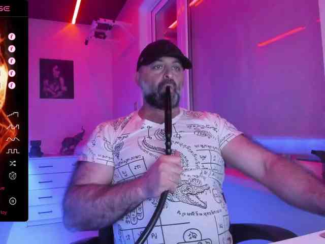 magabear Sex Cam Show