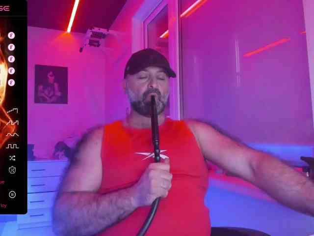 magabear Sex Cam Show