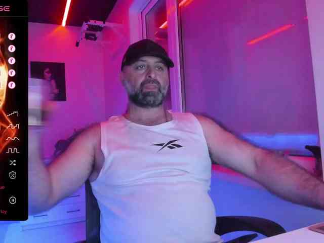 magabear Sex Cam Show