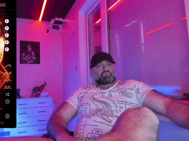 magabear Sex Cam Show
