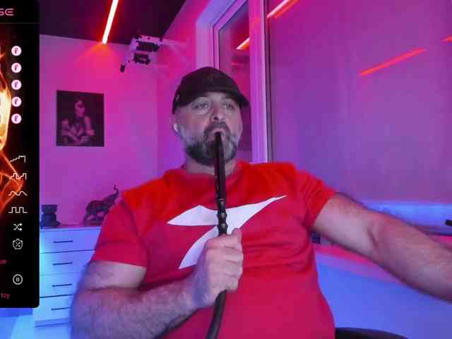 magabear Live Webcam on BongaCams