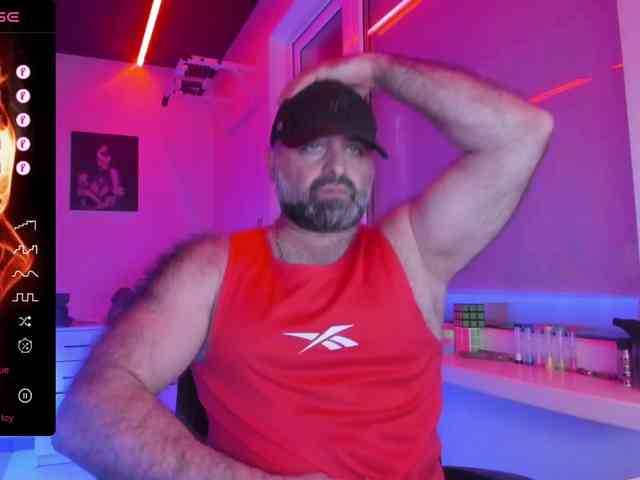magabear Sex Cam Show