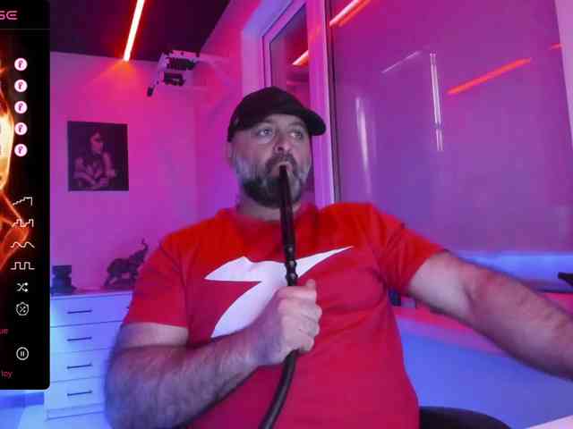 magabear Sex Cam Show