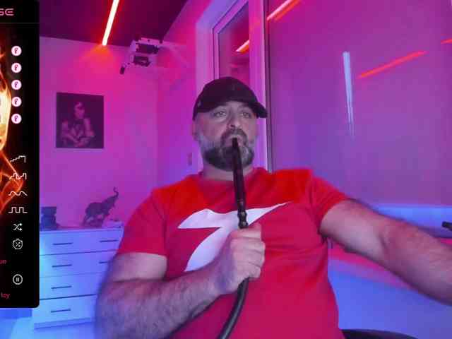 magabear Sex Cam Show
