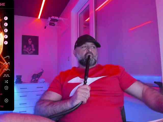 magabear Sex Cam Show
