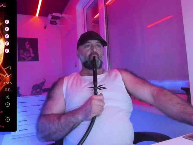magabear Sex Cam Show