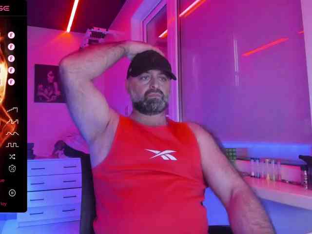 magabear Sex Cam Show
