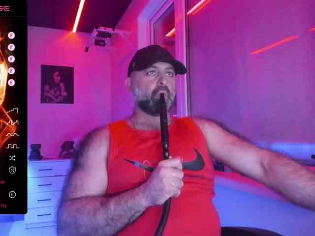 magabear Sex Cam Show