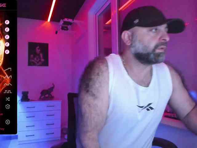 magabear Sex Cam Show