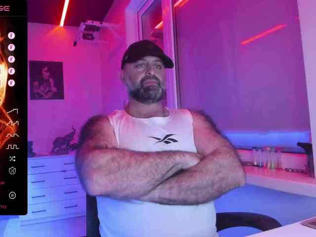 magabear Sex Cam Show
