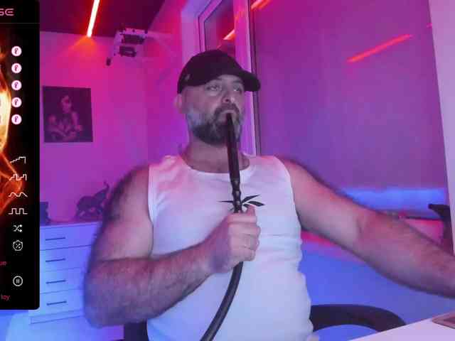 magabear Sex Cam Show