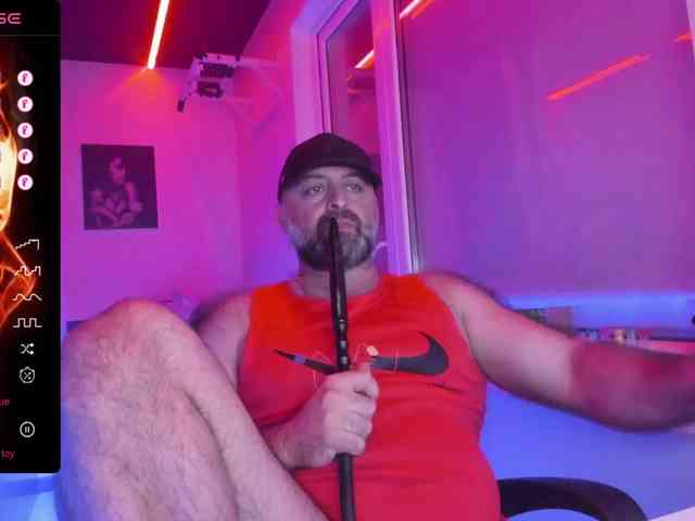 magabear Sex Cam Show