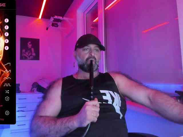 magabear Sex Cam Show