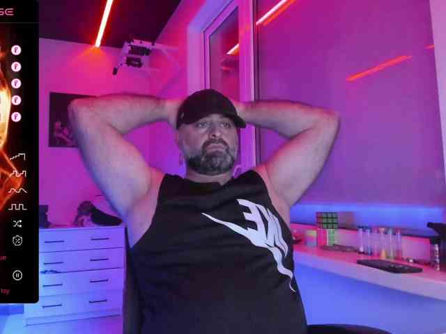 magabear Sex Cam Show
