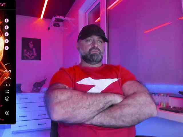 magabear Sex Cam Show